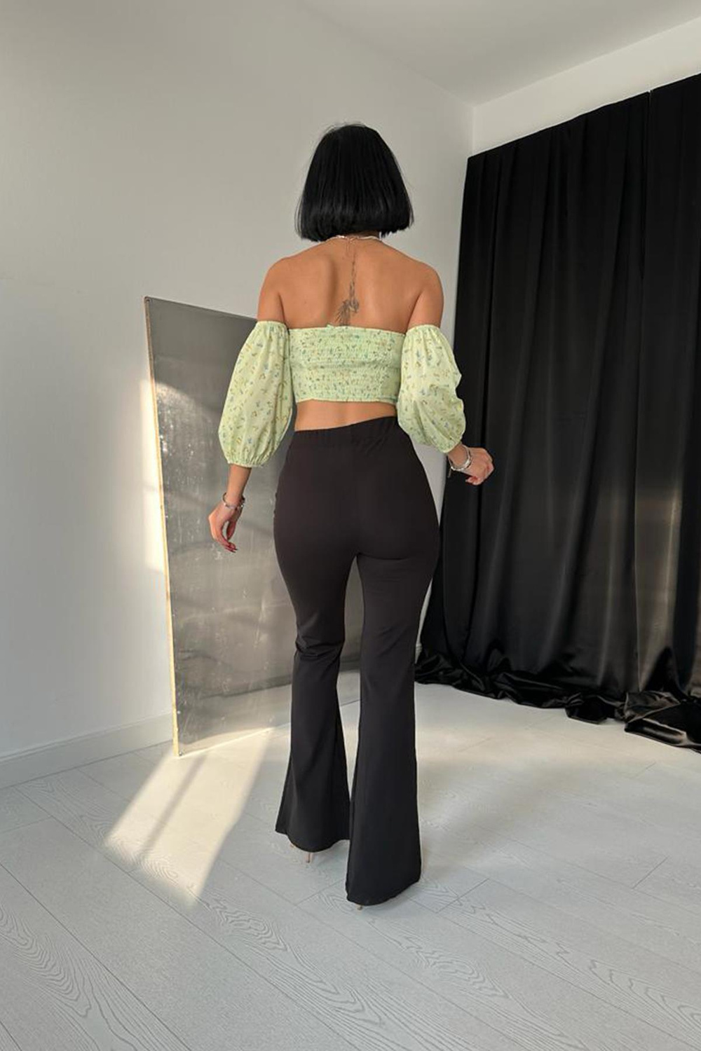 Wholesale Spanish Leggings - Black