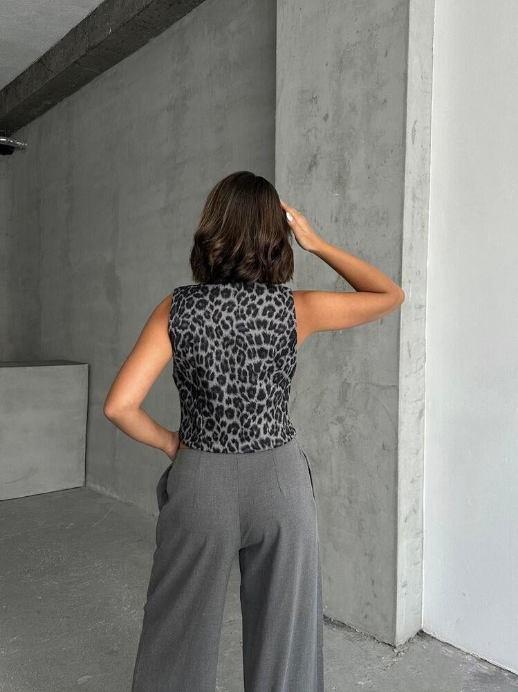 Cashmere Wholesale Vest - Gray Leopard