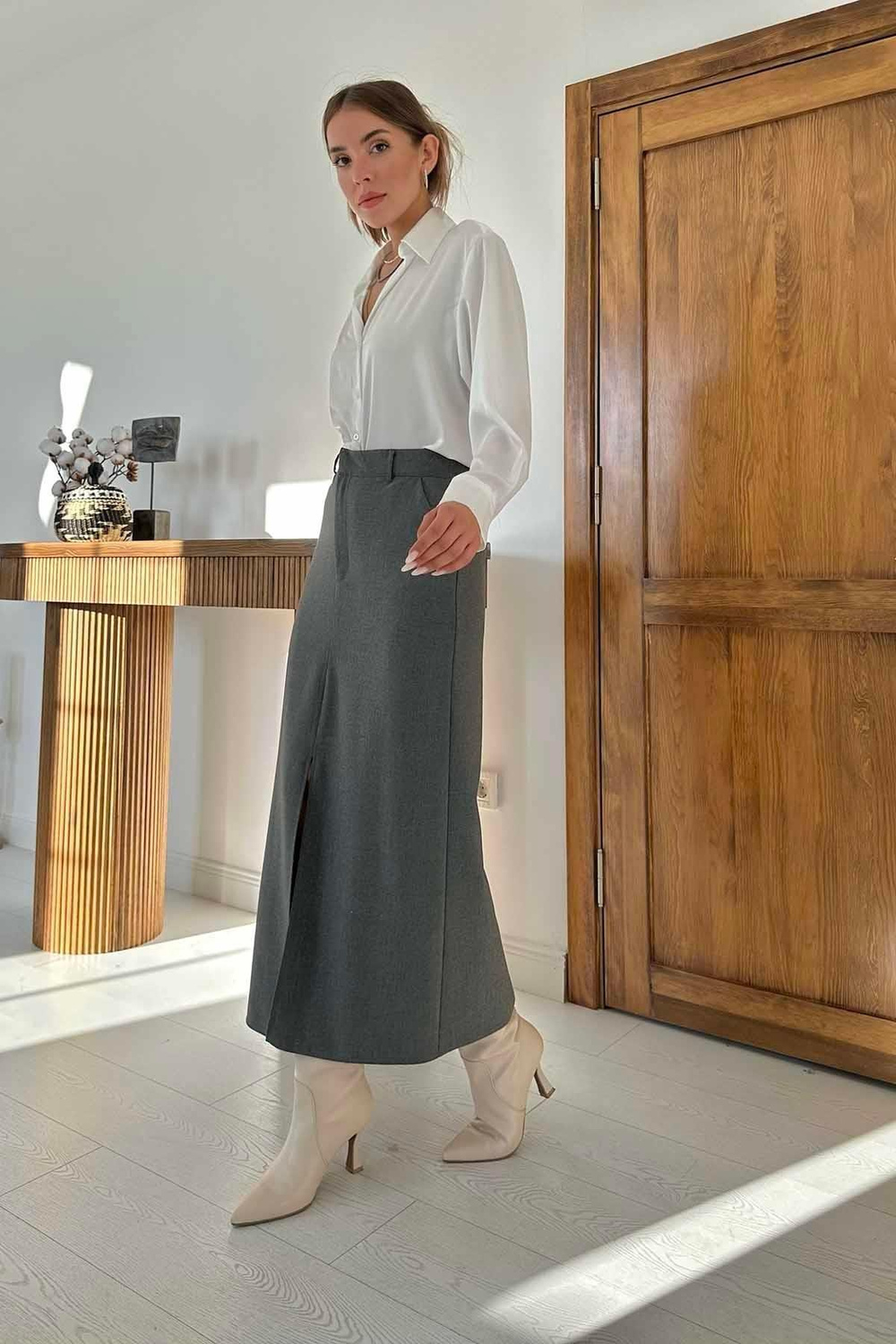 Wholesale Gray Polyviscose Skirt with Front Slit