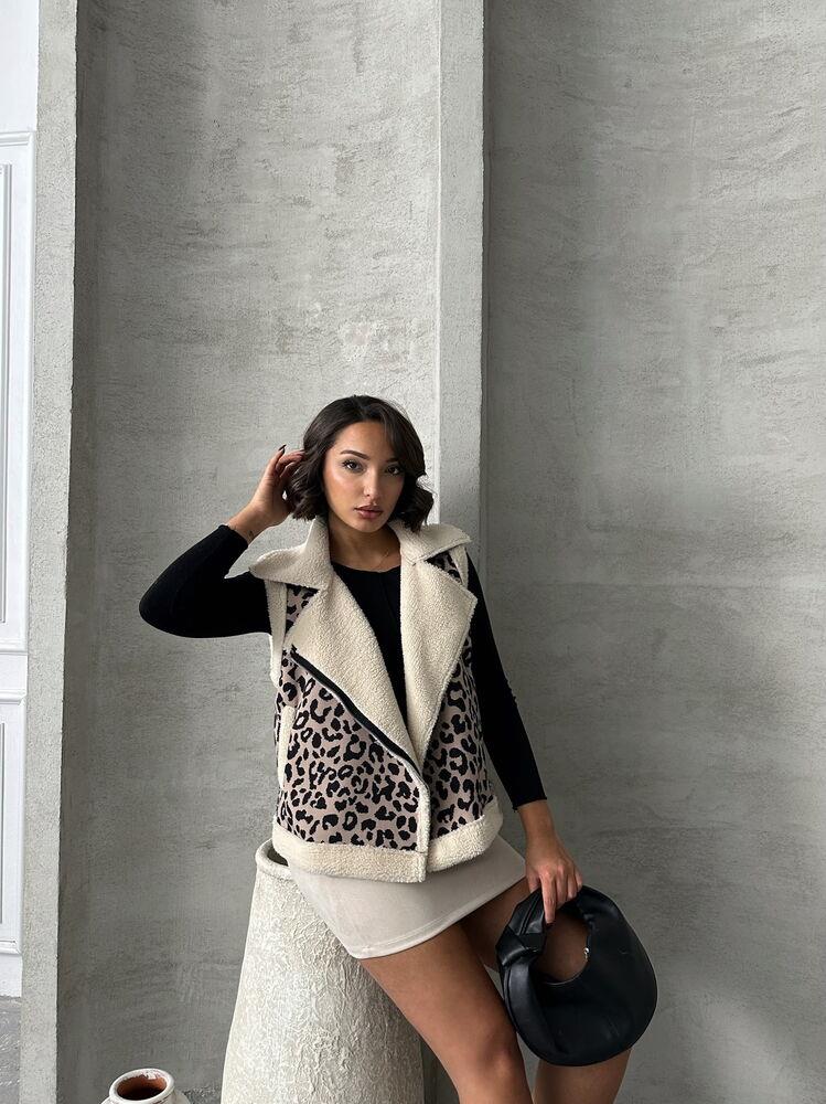 Plush Wholesale Vest - Stone Black