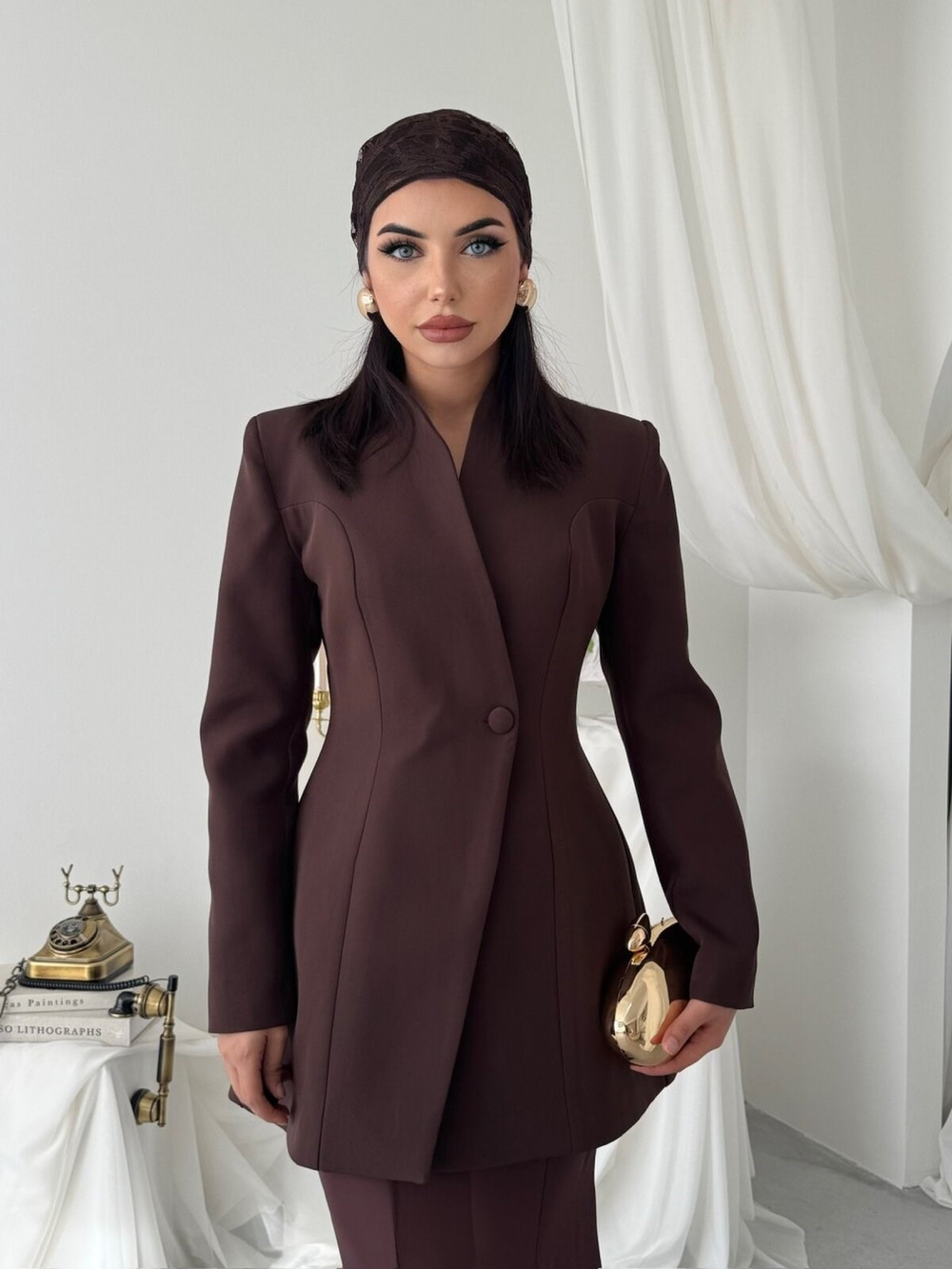 Sacra Two-Piece Set