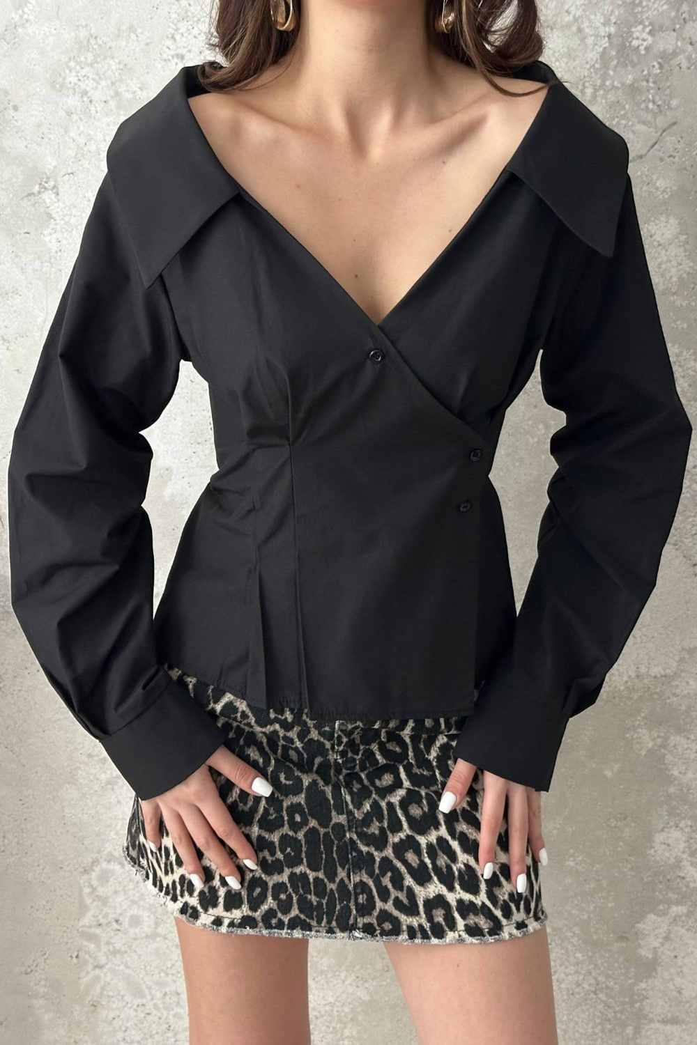 Wholesale Womens Black Asymmetric Shirt