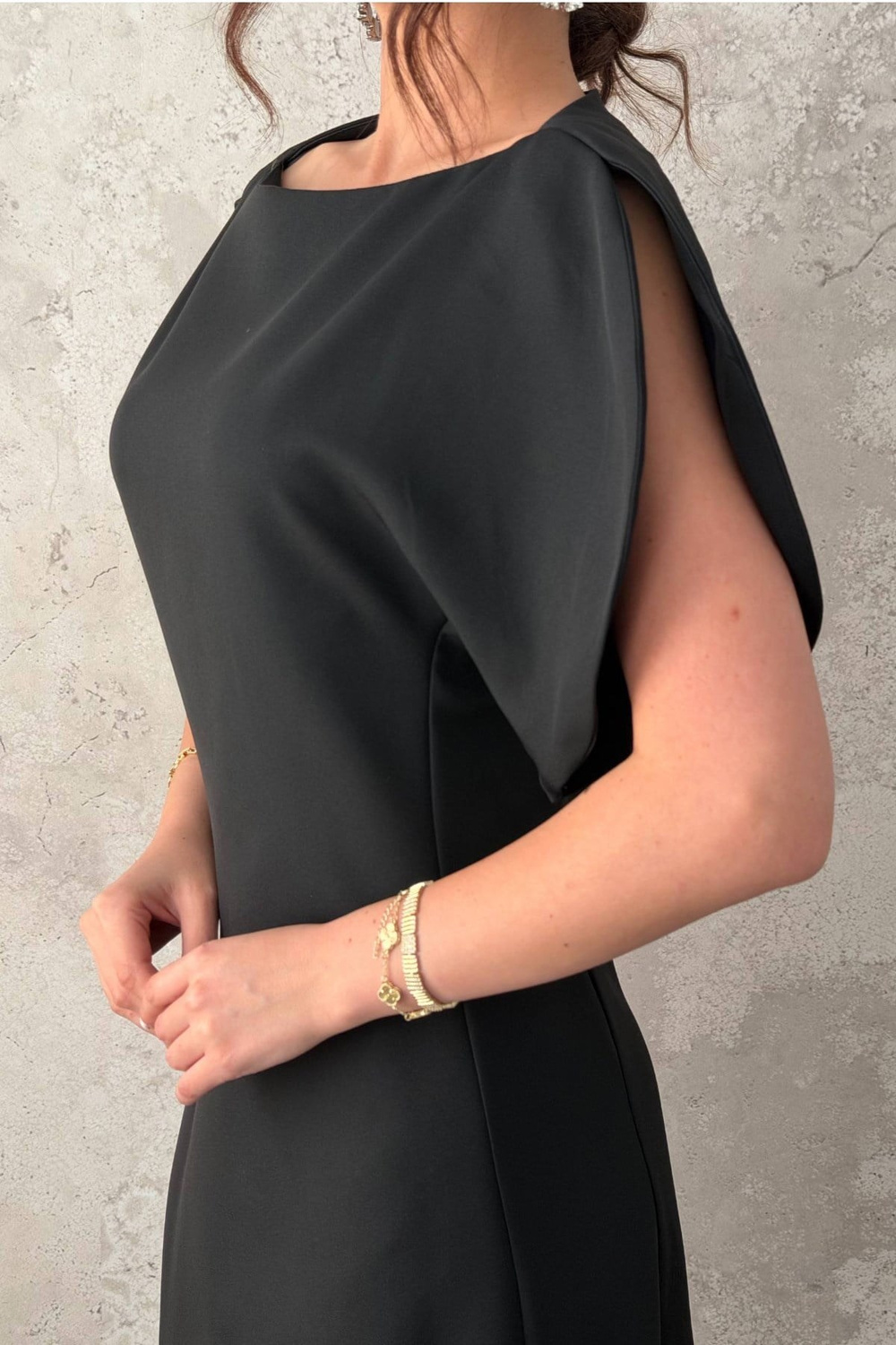 Wholesale Black Petal-Sleeve Boat-Neck Dress