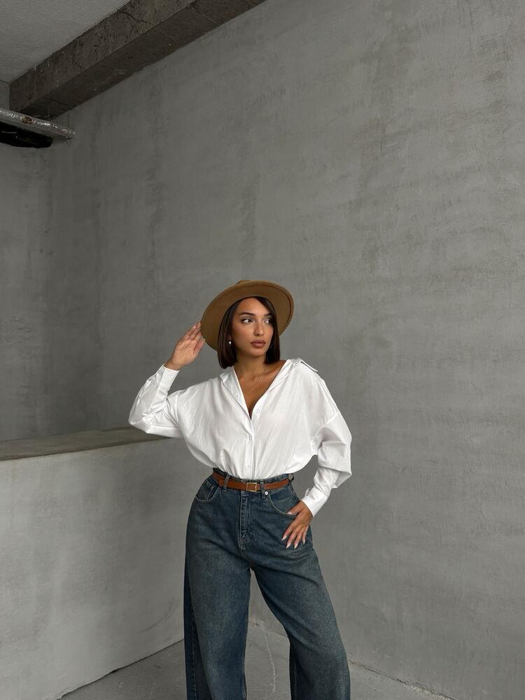 Topshow White Wholesale Shirt with Applique Detail on Back