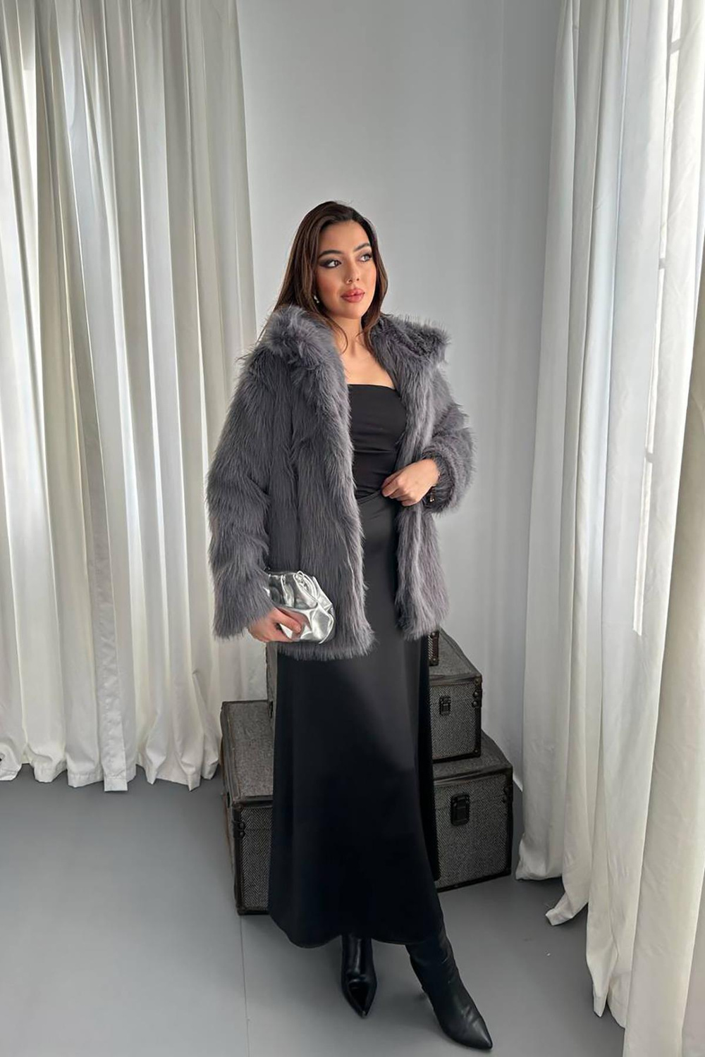 Wholesale Anthracite Faux Fur Coat