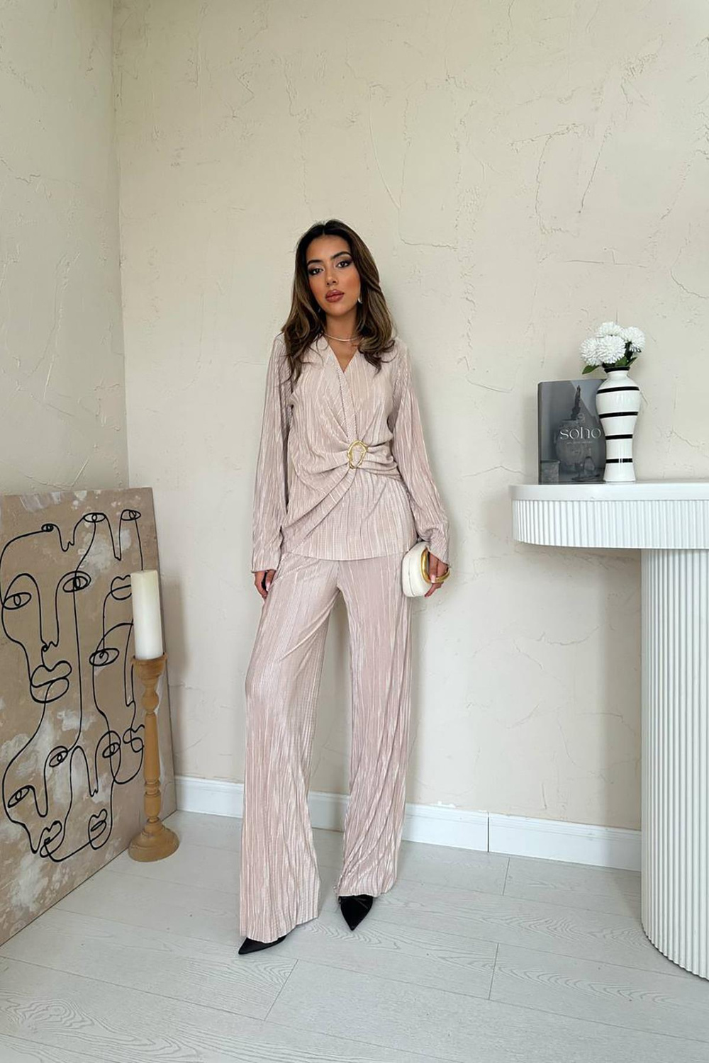 Wholesale Beige Buckle Detailed Pleated Set