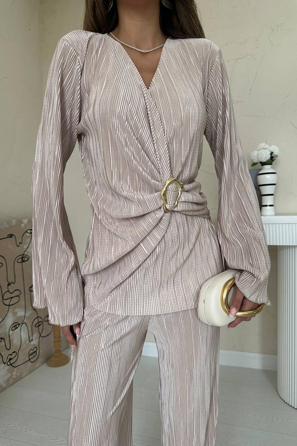Wholesale Beige Buckle Detailed Pleated Set