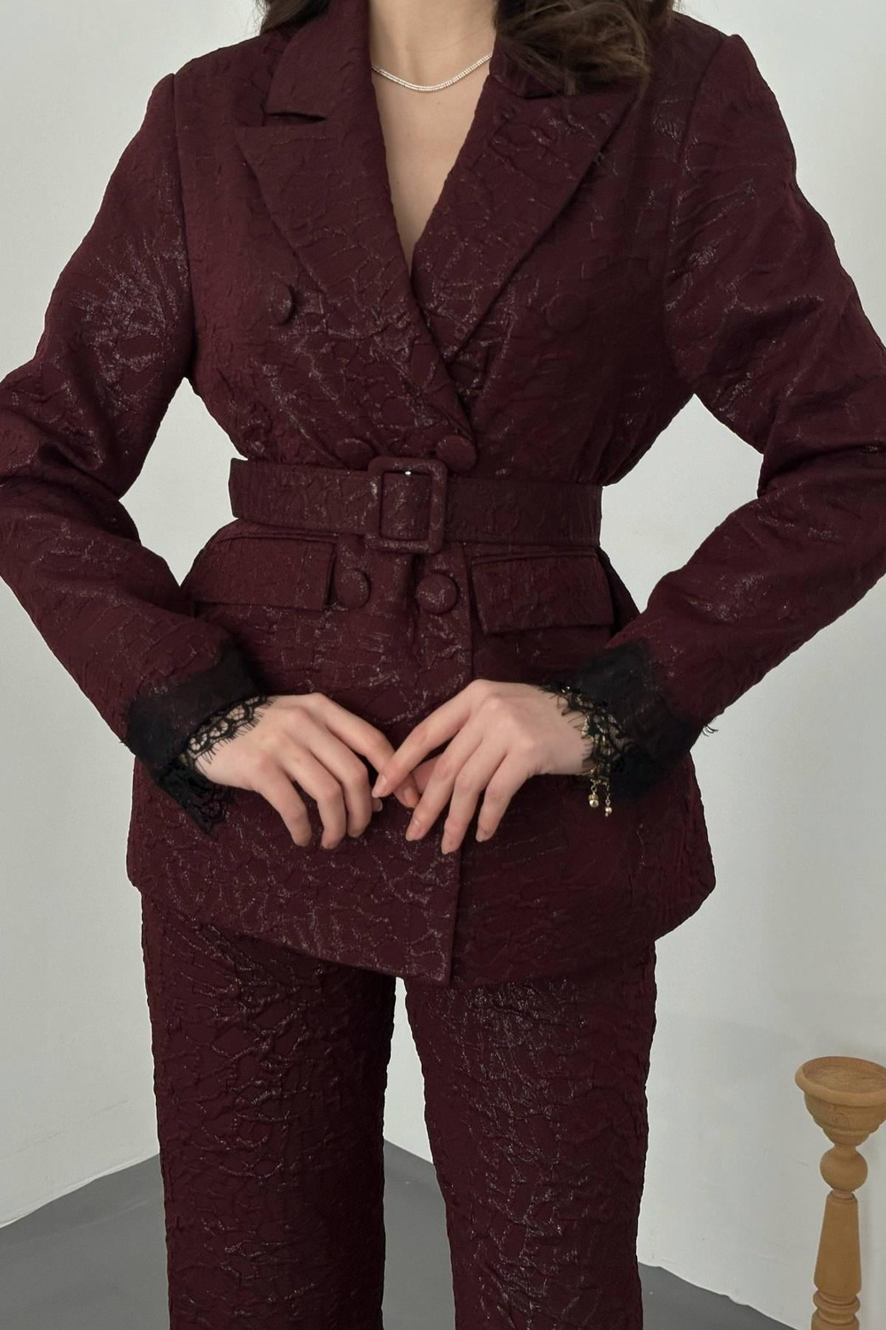 Bordo Kolları Dantelli Takım
