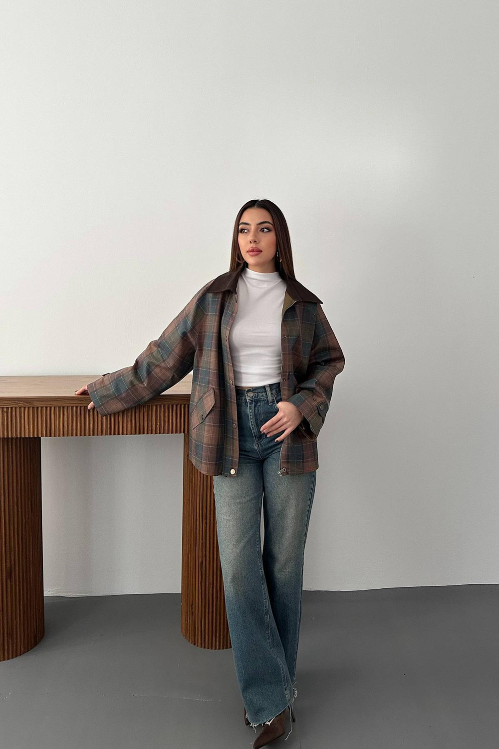 Wholesale Burgundy Plaid Jacket with Contrast Collar