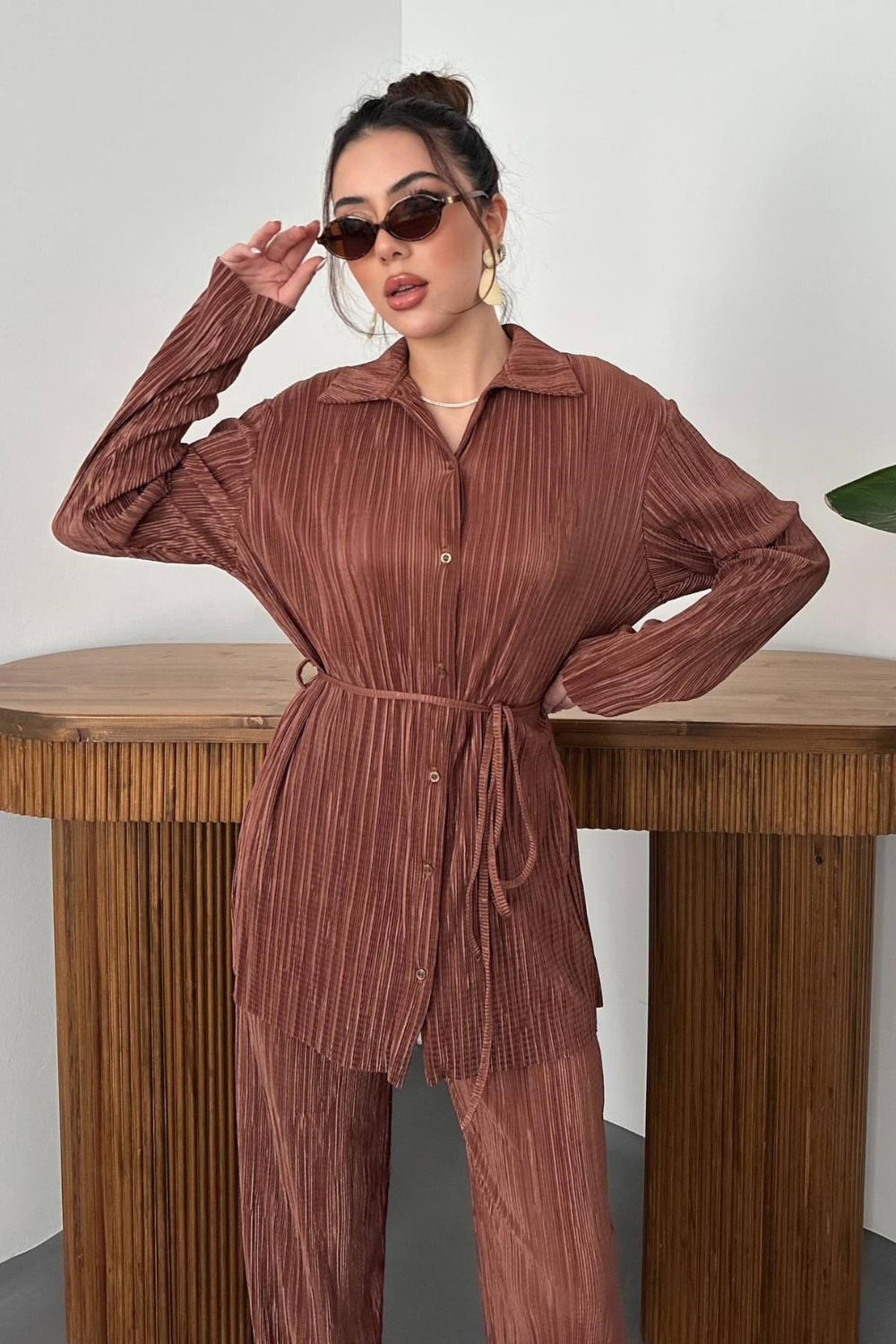 Wholesale Brown Pleated Shirt and Pants Set