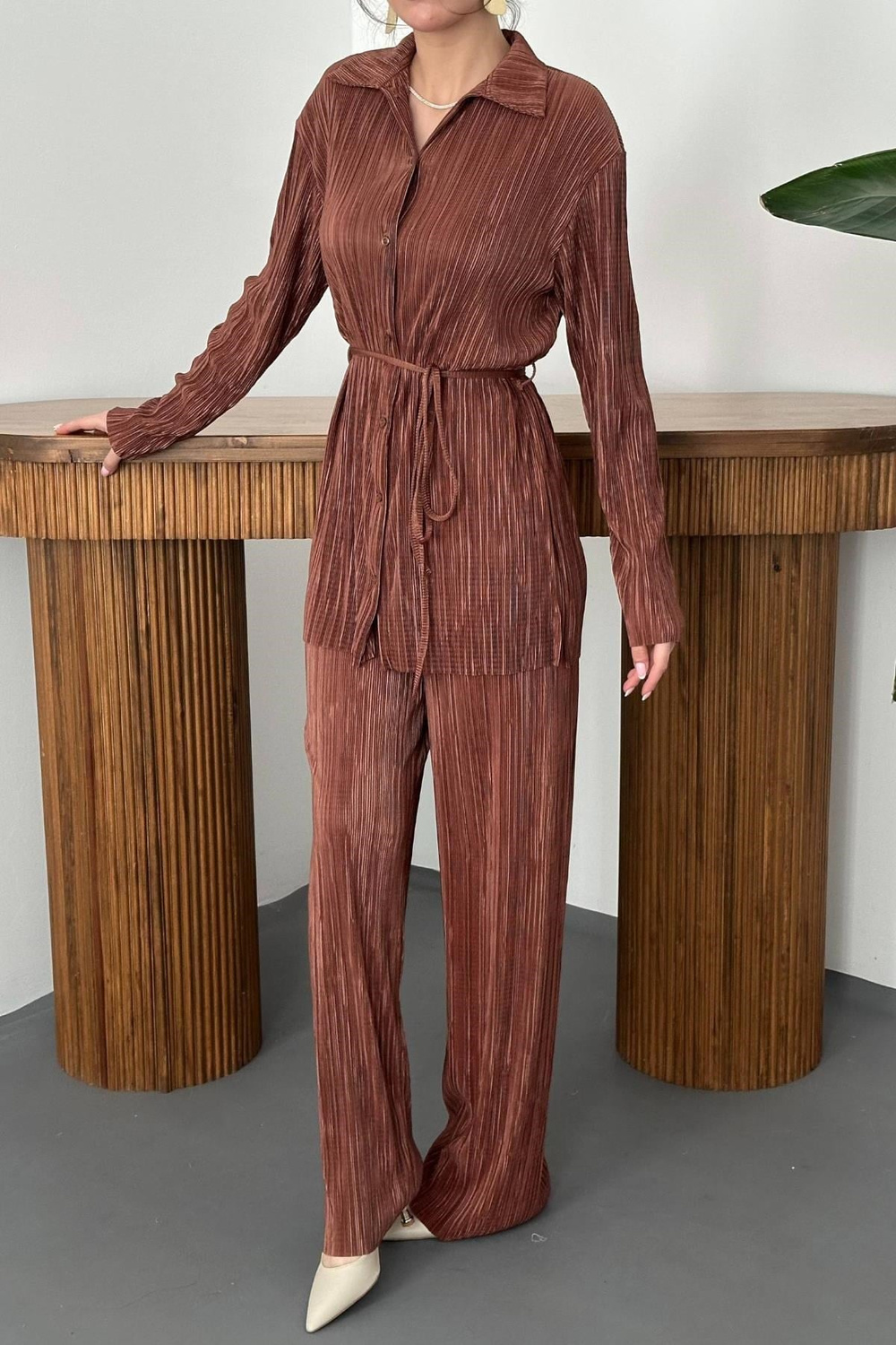 Wholesale Brown Pleated Shirt and Pants Set