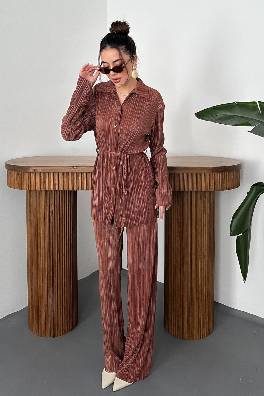 Wholesale Brown Pleated Shirt and Pants Set