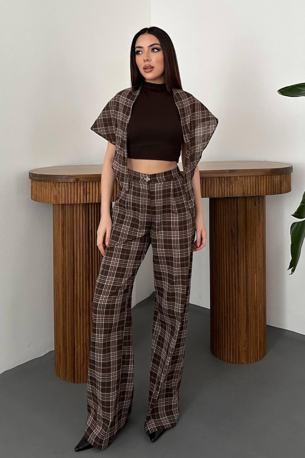 Wholesale Brown Plaid Trousers with Matching Belt