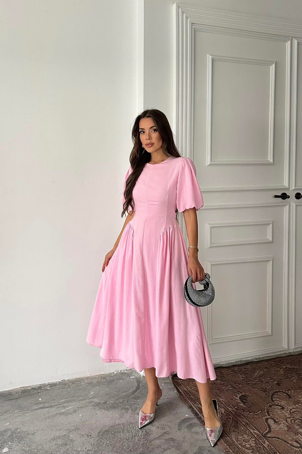 Pembe Arkadan Bağlamalı Büzgülü Keten Elbise