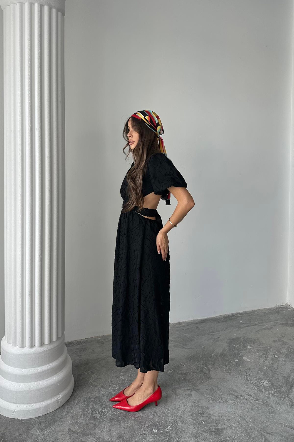 Wholesale Black Balloon Sleeve Belted Dress