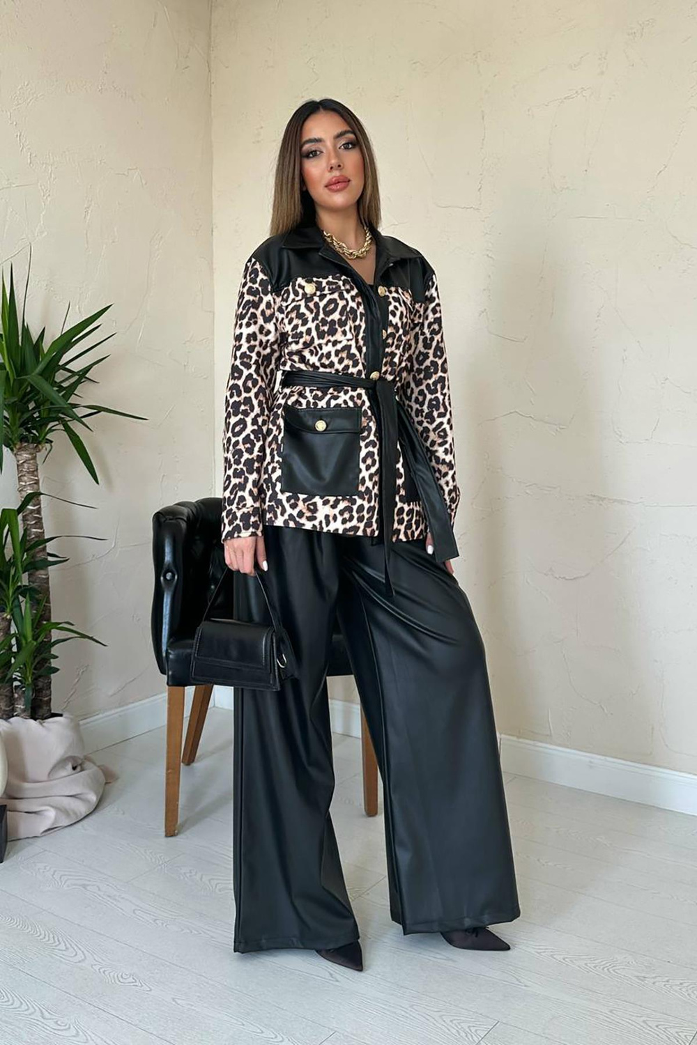 Wholesale Black Leopard Leather Suit