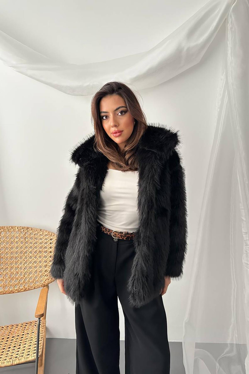 Wholesale Black Faux Fur Coat