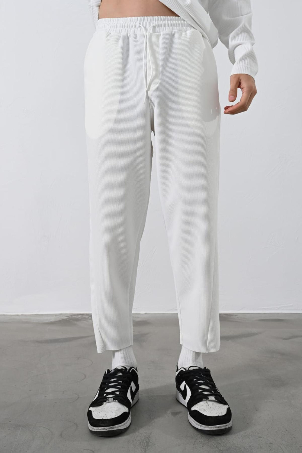 Wholesale Men Ecru Pants