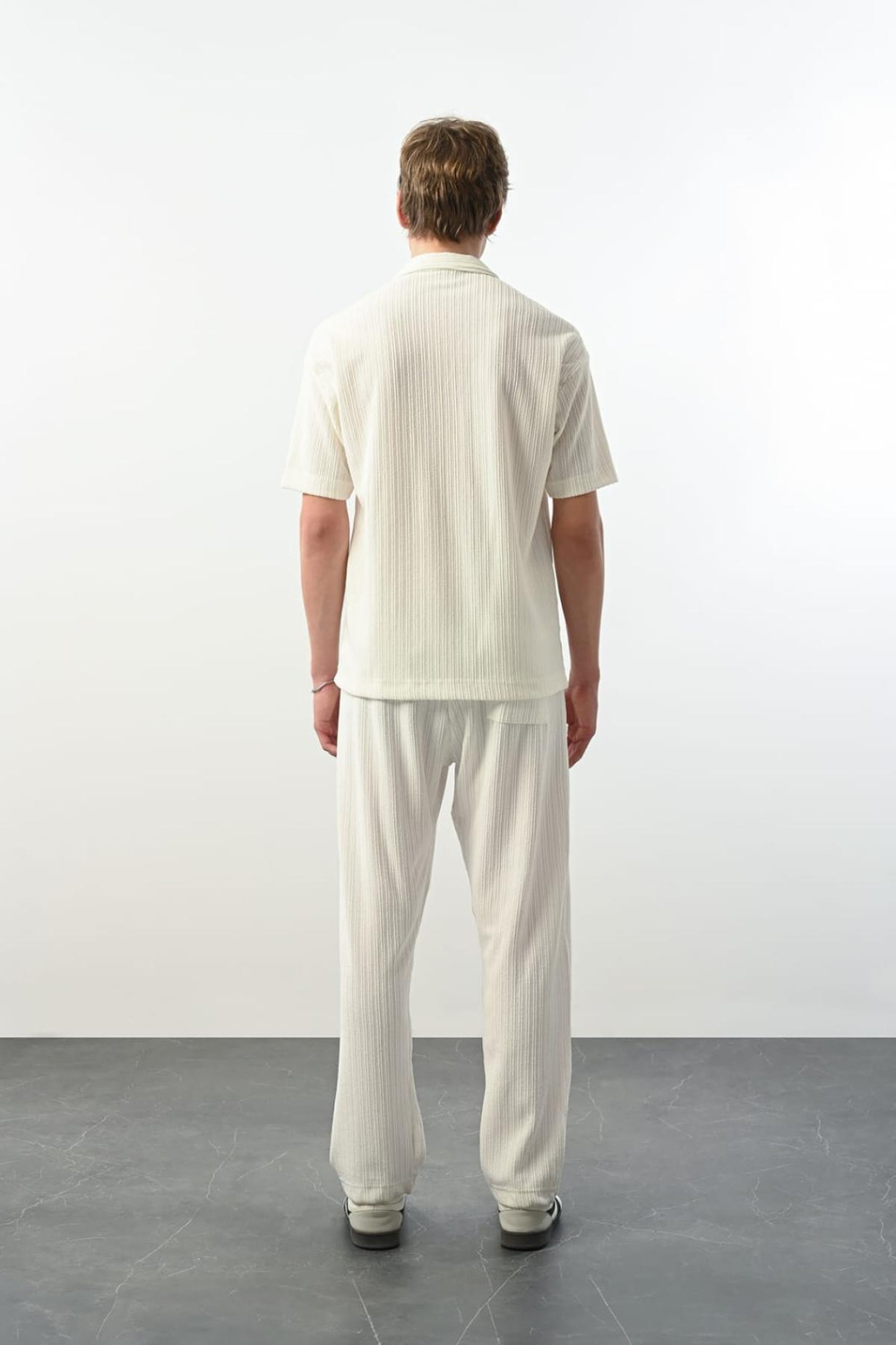 Wholesale Men Ecru Pants