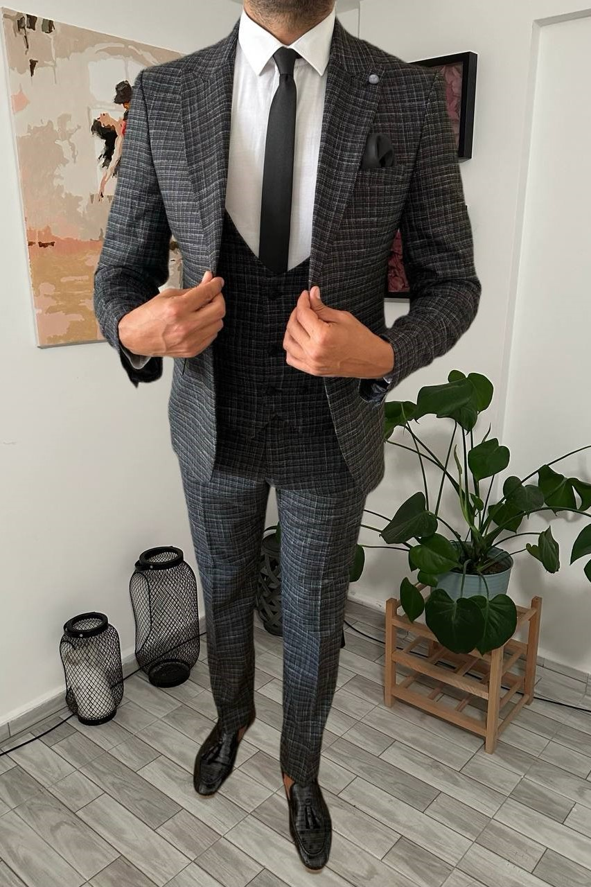 Wholesale Men's Anthracite Three-Piece Suit 1701W26-086