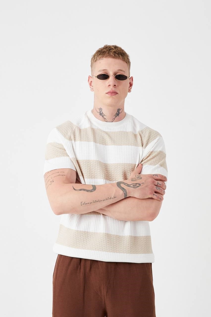 Wholesale Mens Beige Knit Crew-Neck T-Shirt