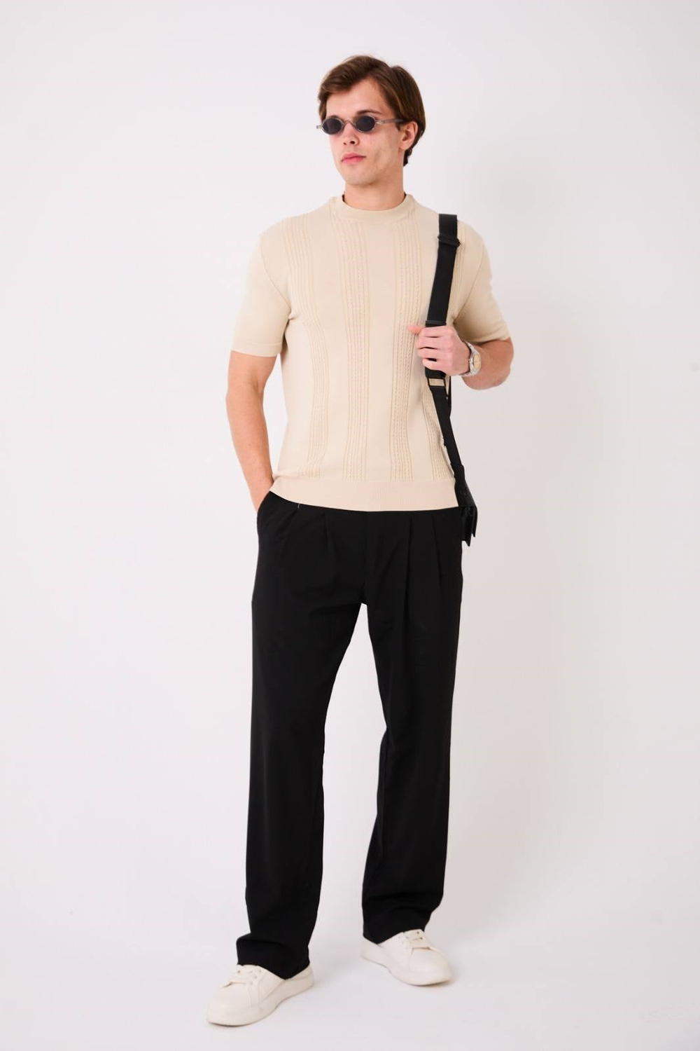 Wholesale Mens Beige Knit Crew-Neck T-Shirt