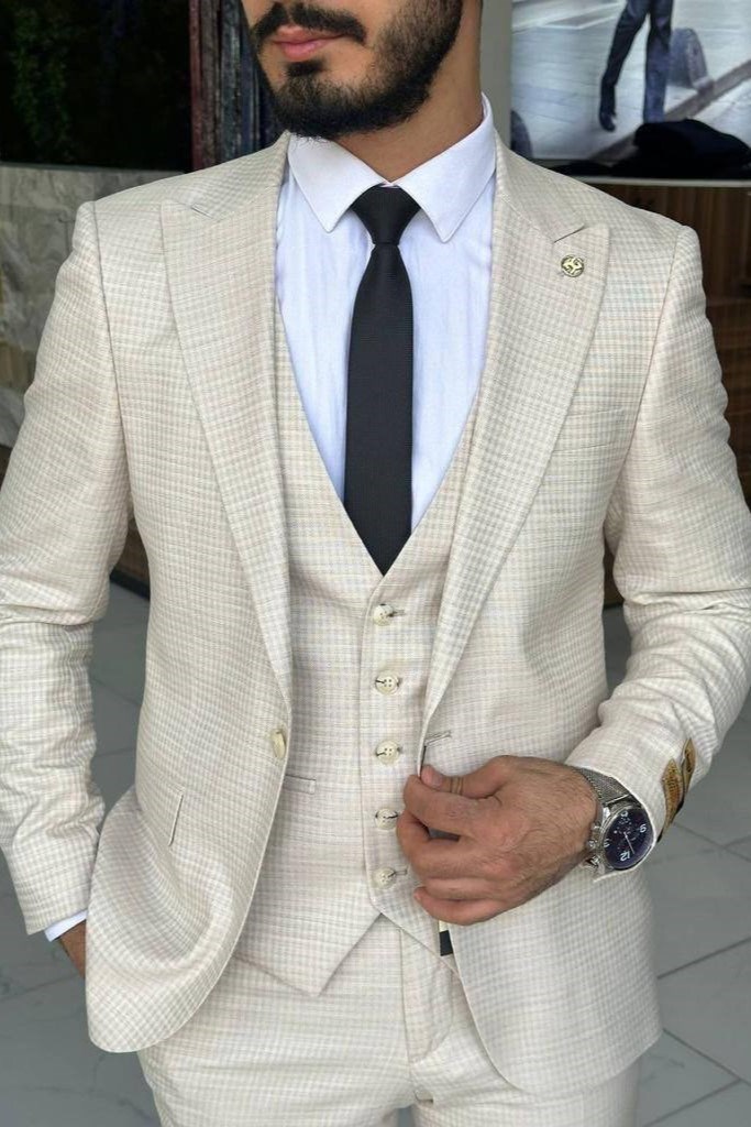 Wholesale Men's Beige Three-Piece Suit 1744W26-060