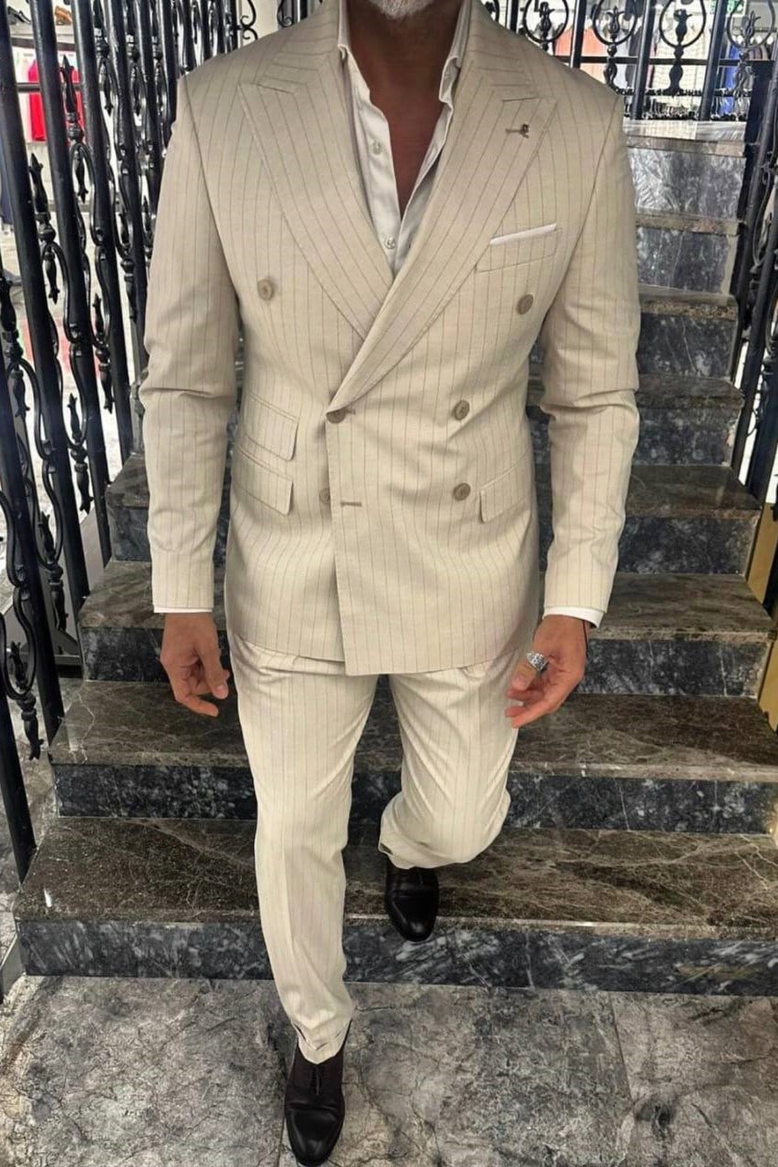 Wholesale Men's Beige Two-Piece Suit 1702W26-0514