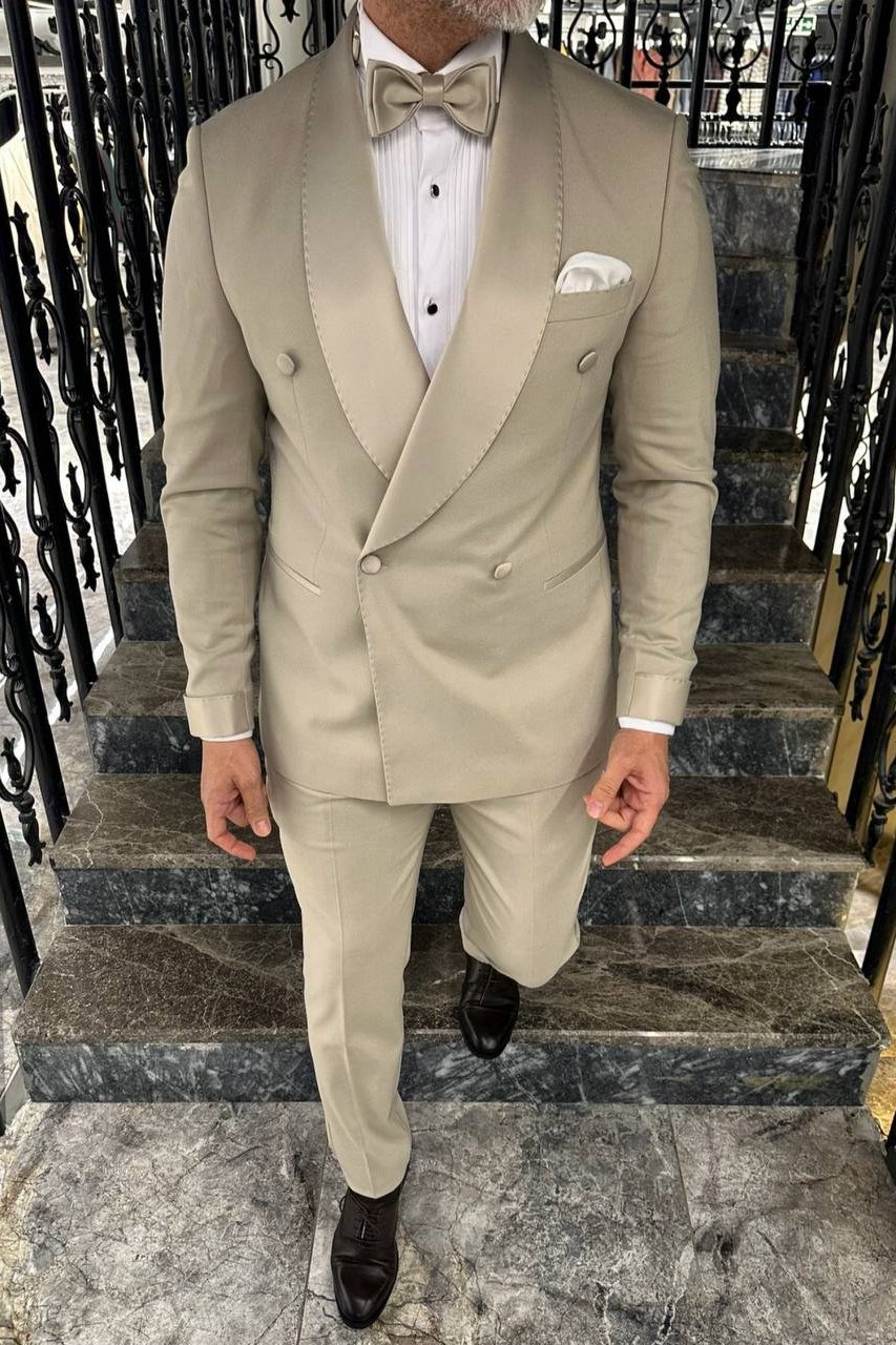 Wholesale Men's Beige Two-Piece Suit 1702W26-0520