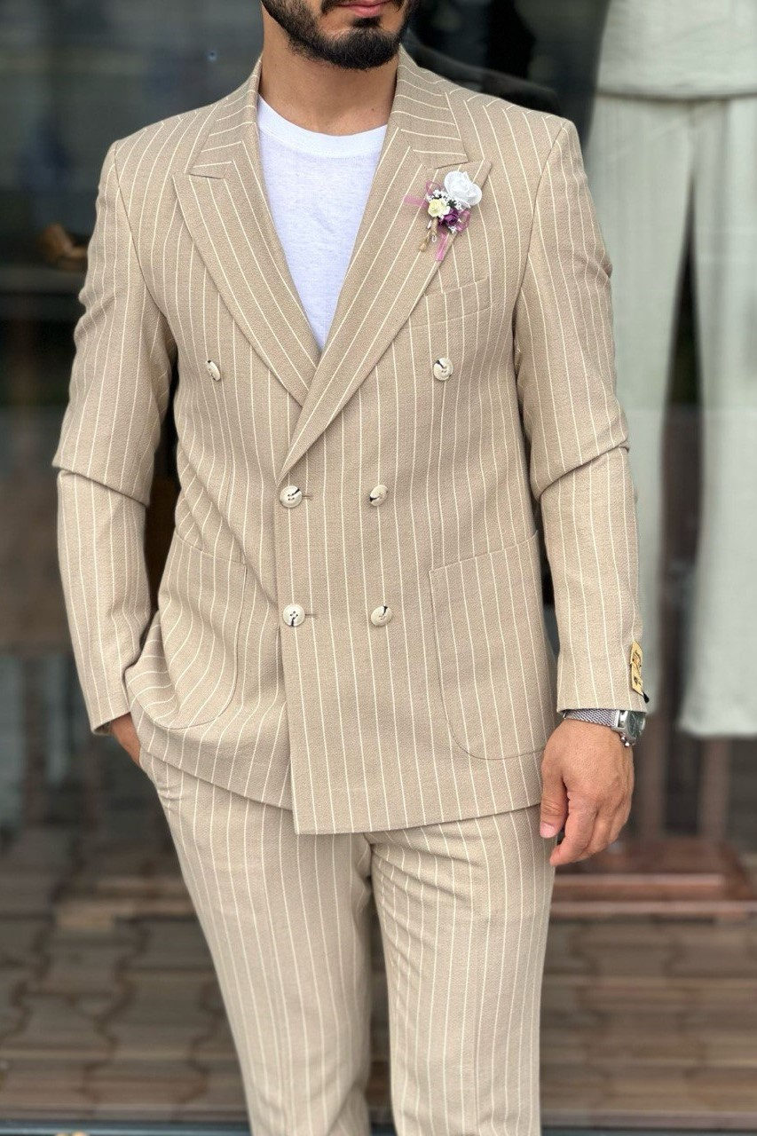 Wholesale Men's Beige Two-Piece Suit 1744W26-044