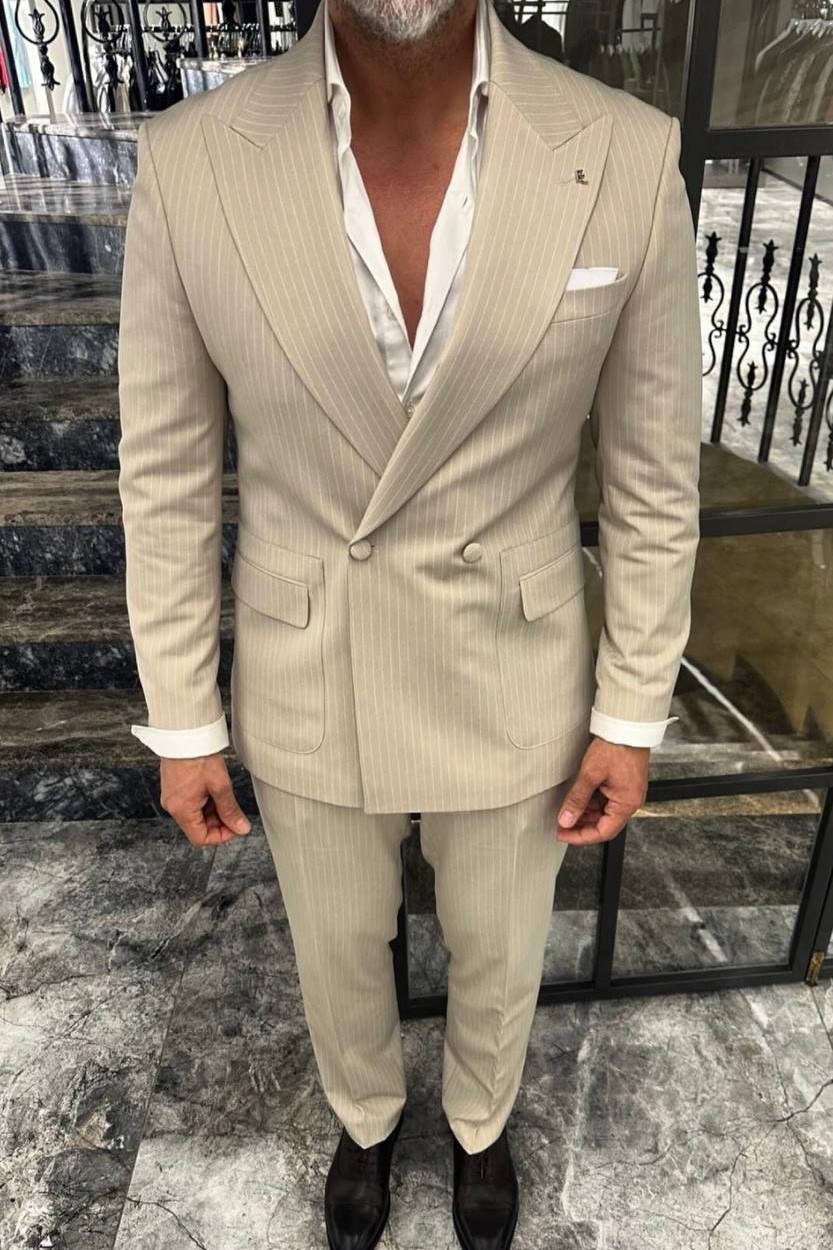 Wholesale Men's Beige Two-Piece Suit 1702W26-0509