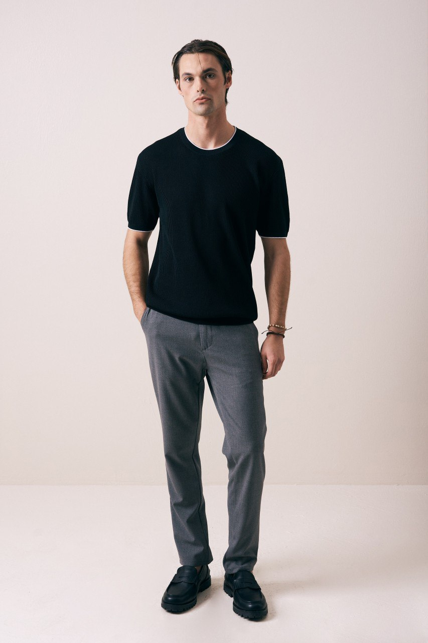 Wholesale Mens Black Knit Crew-Neck T-Shirt