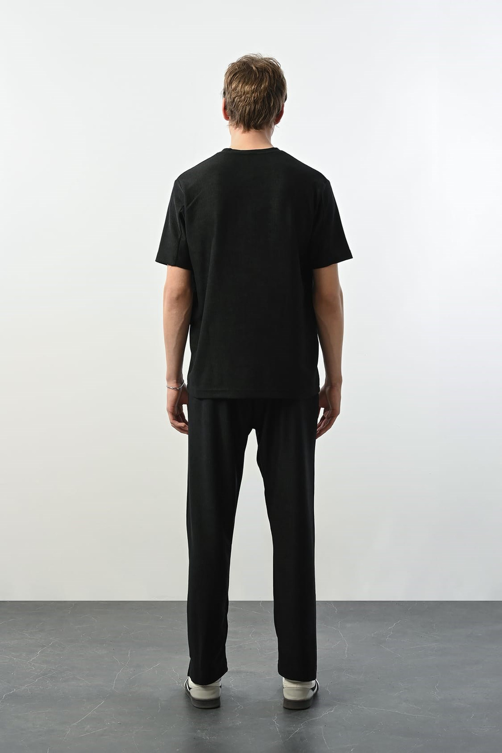 Wholesale Mens Black T-Shirt