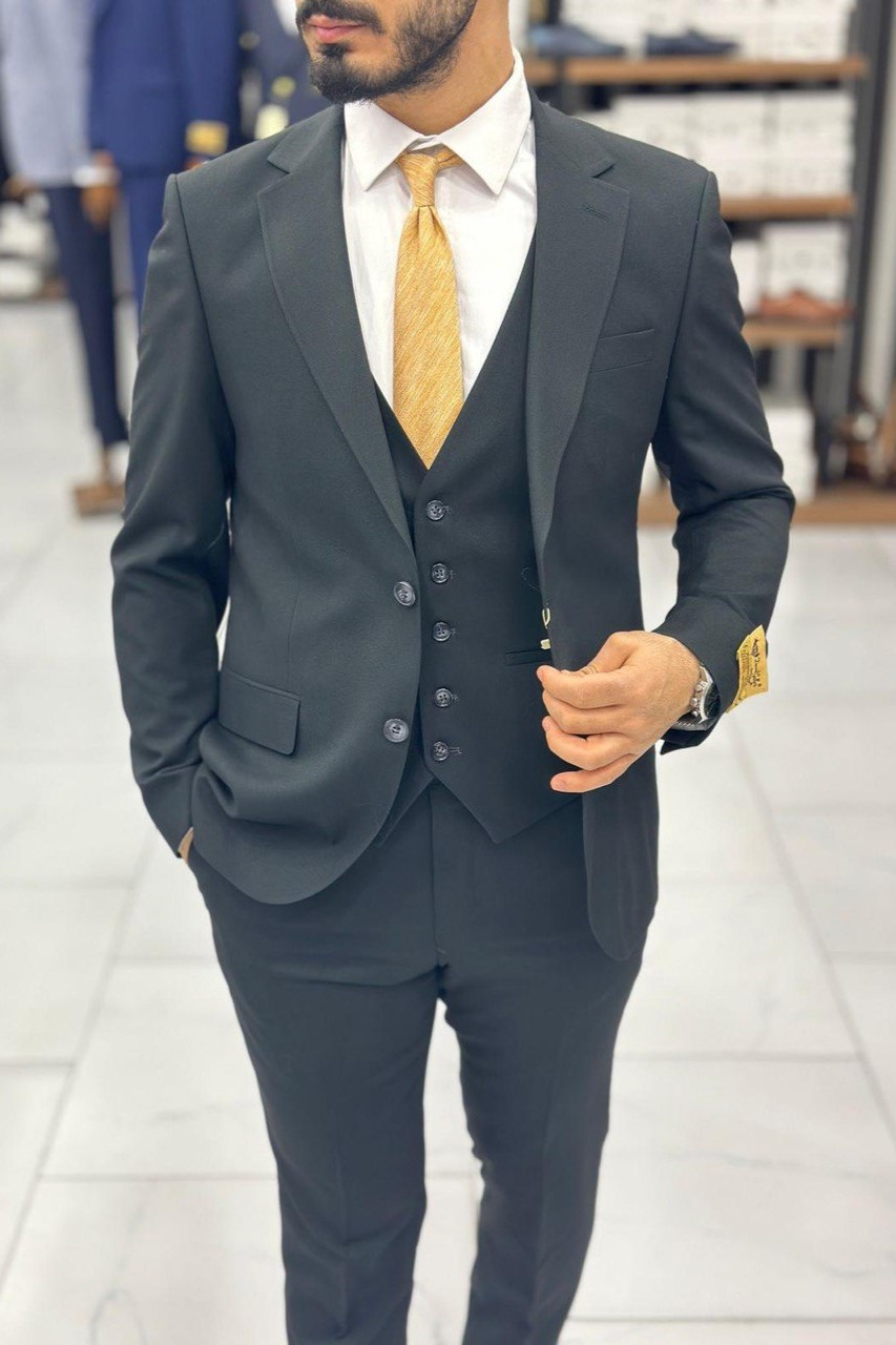 Wholesale Men's Black Three-Piece Suit 1744W26-023