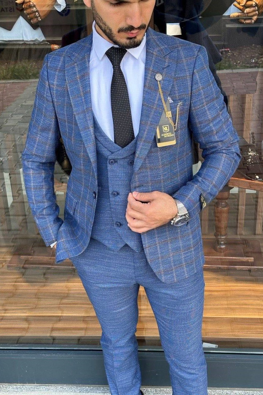 Wholesale Men's Blue Plus Size Three-Piece Suit 1744W26-012