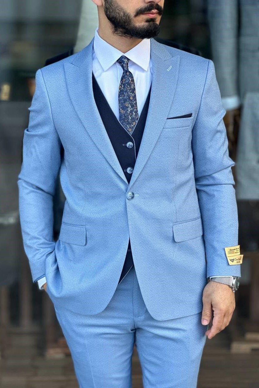 Wholesale Men's Blue Plus Size Three-Piece Suit 1744W26-041