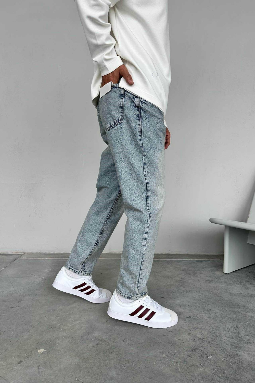 Wholesale Mens Blue Relaxed Fit Jeans