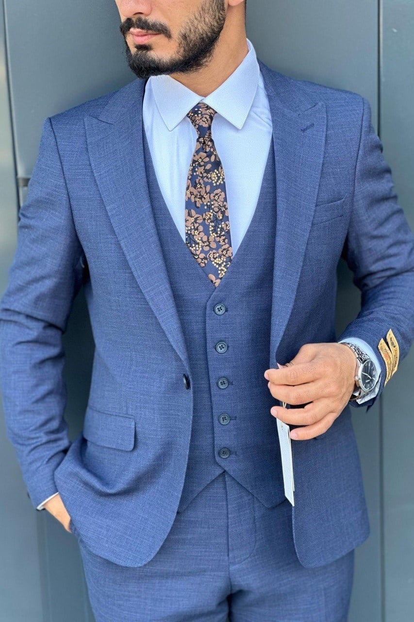 Wholesale Men's Blue Three-Piece Suit 1744W26-054