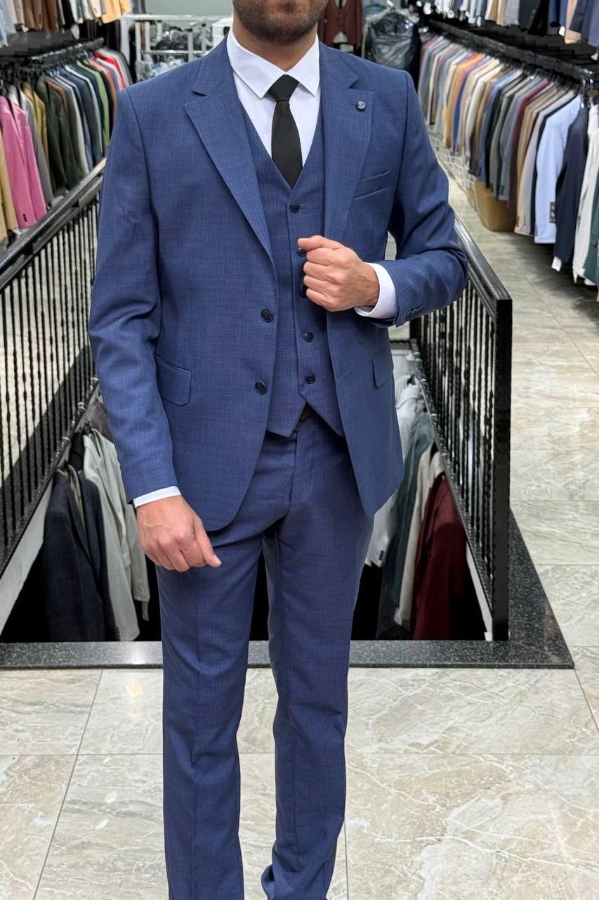 Wholesale Men's Blue Three-Piece Suit 1701W26-028