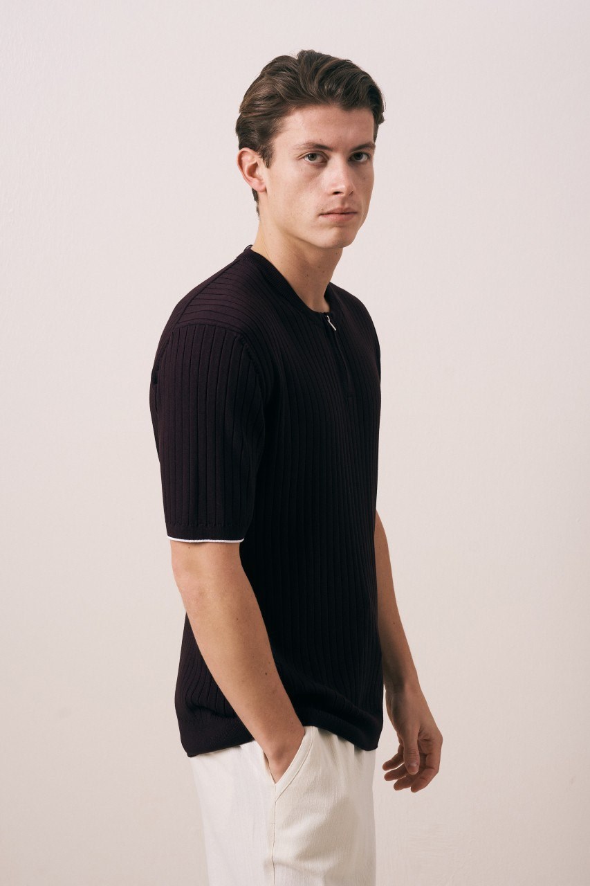 Wholesale Mens Bordeaux Crew-Neck T-Shirt