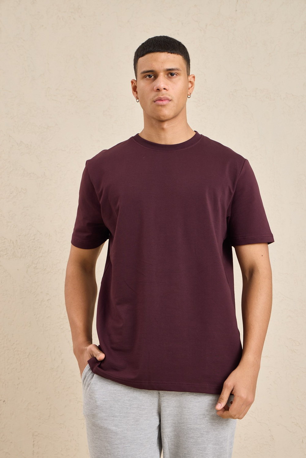 Wholesale Mens Bordeaux Regular Fit Basic Crew-Neck T-Shirt