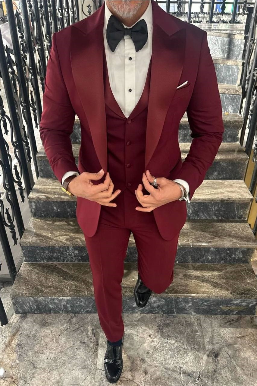 Wholesale Men's Bordeaux Three-Piece Suit 1702W26-0503