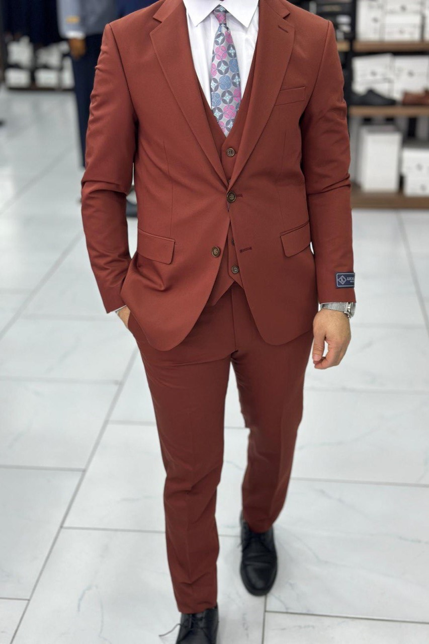 Wholesale Men's Brick Three-Piece Suit 1744W26-020