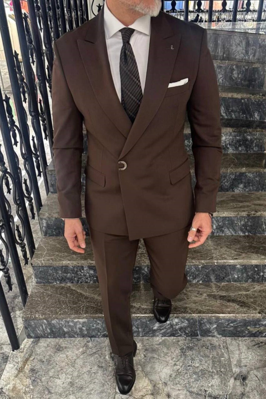 Wholesale Men's Brown Two-Piece Suit 1702W26-0518