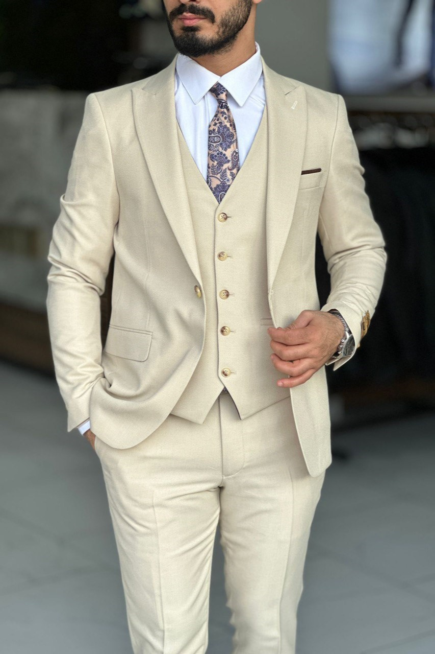 Wholesale Men's Champagne Three-Piece Suit 1744W26-014