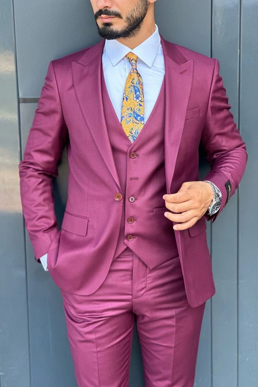 Wholesale Men's Cherry Three-Piece Suit 1744W26-064