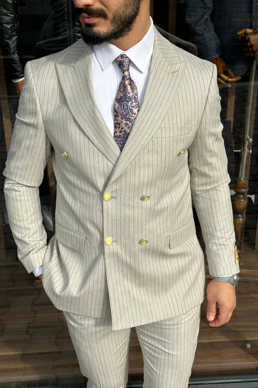 Wholesale Men's Cream Two-Piece Suit 1744W26-017