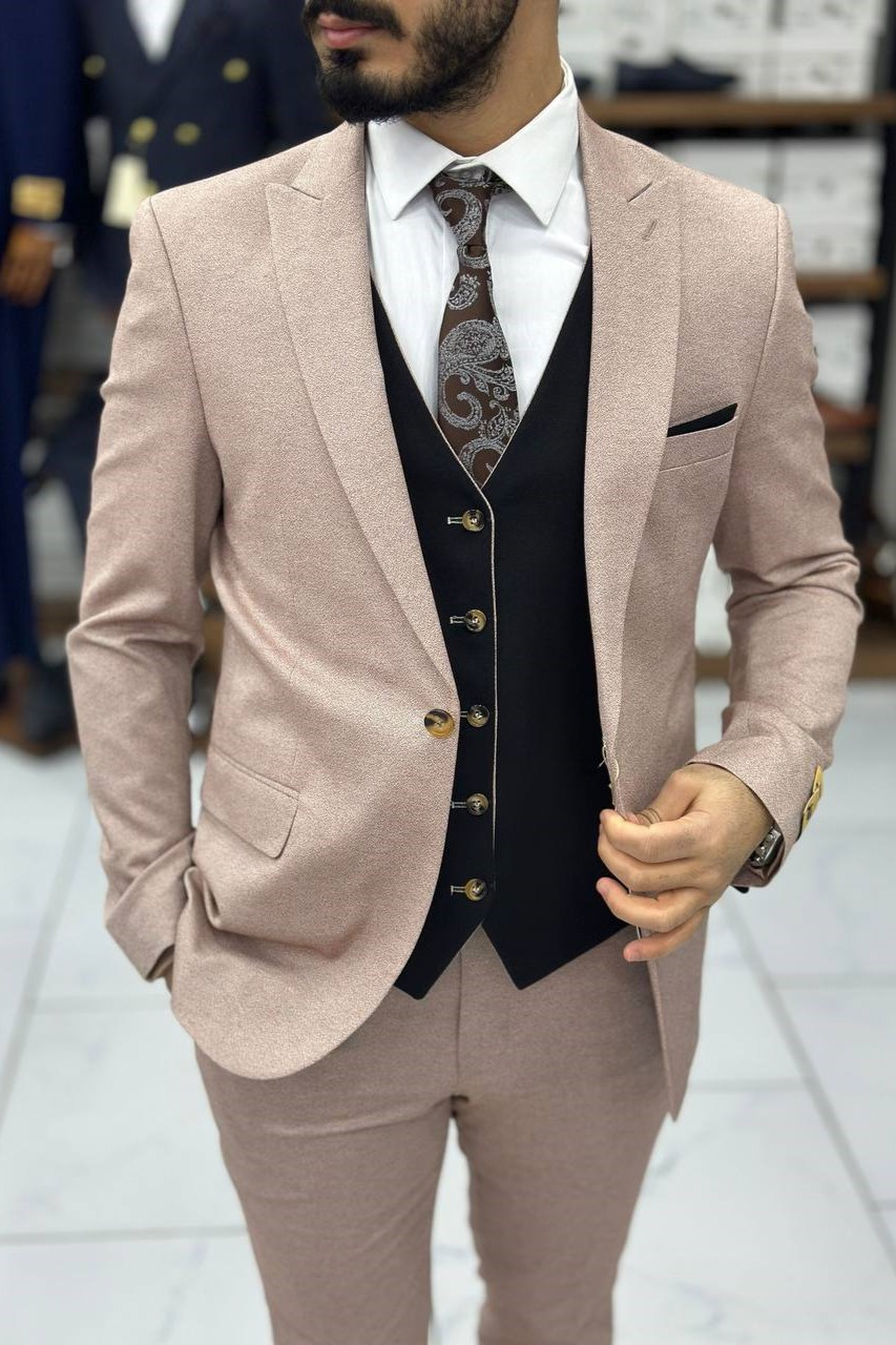 Wholesale Men's Dusty Rose Plus Size Three-Piece Suit 1744W26-024