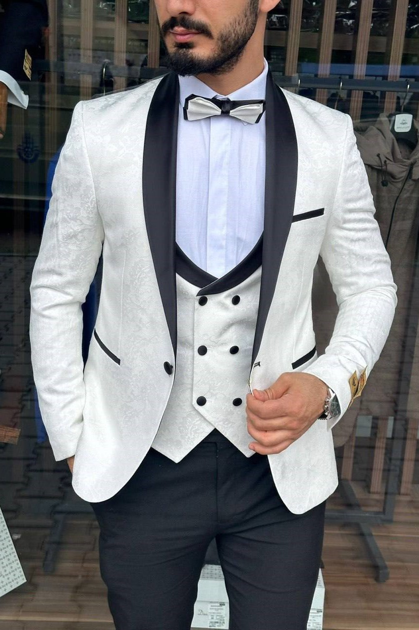 Wholesale Men's Ecru Plus Size Three-Piece Suit 1744W26-005