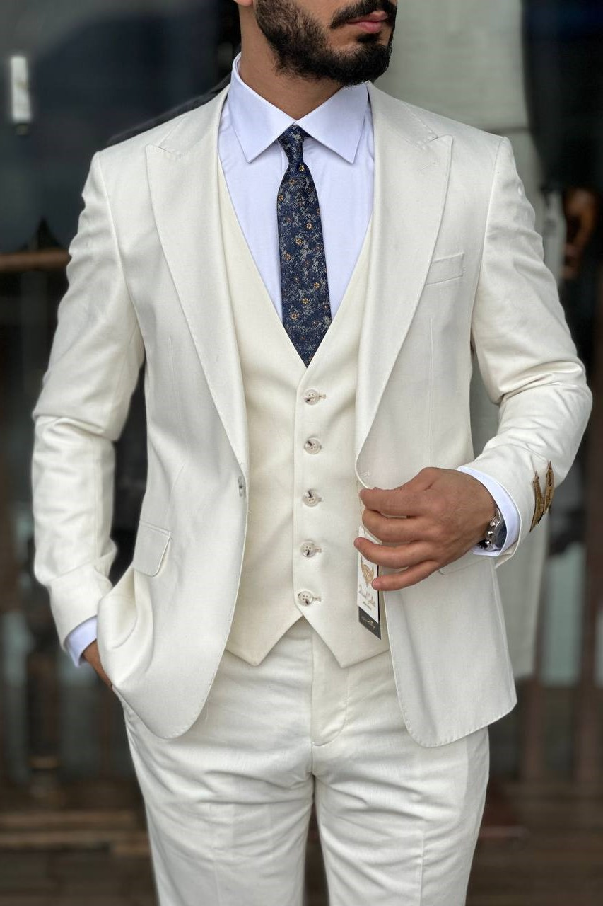 Wholesale Men's Ecru Three-Piece Suit 1744W26-040